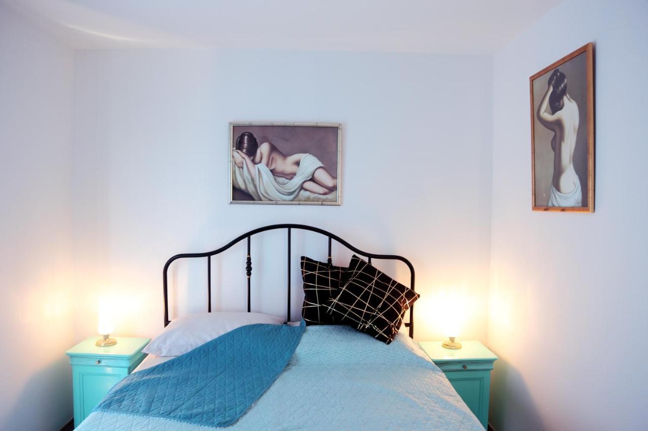 Tanya-Apartments And Rooms Đảo Hvar Ngoại thất bức ảnh