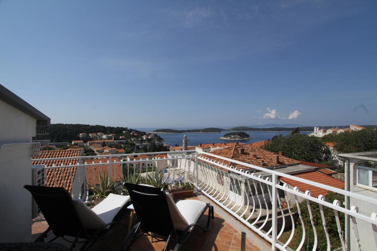 Tanya-Apartments And Rooms Đảo Hvar Ngoại thất bức ảnh
