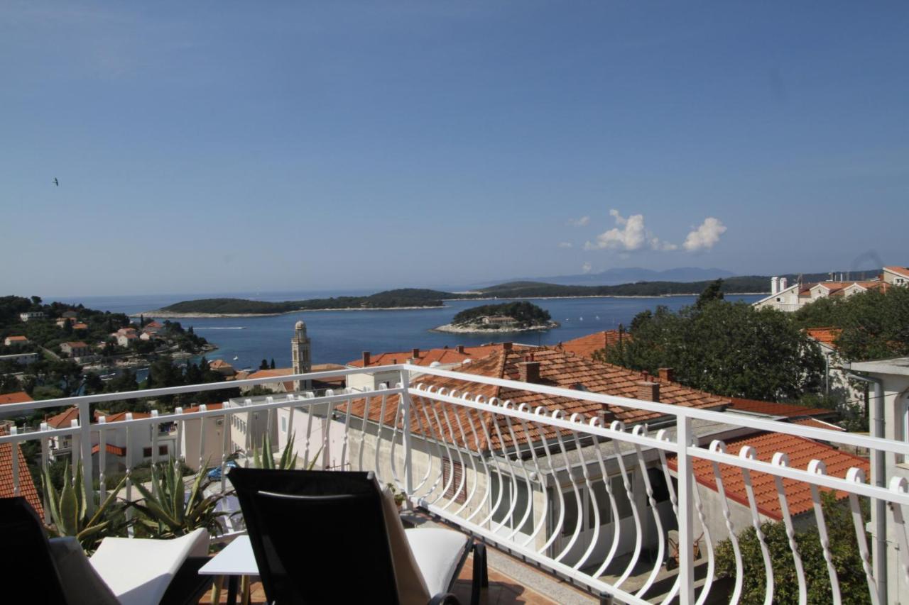 Tanya-Apartments And Rooms Đảo Hvar Ngoại thất bức ảnh