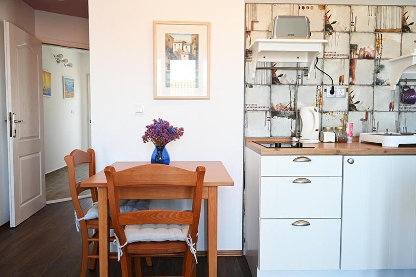 Tanya-Apartments And Rooms Đảo Hvar Ngoại thất bức ảnh
