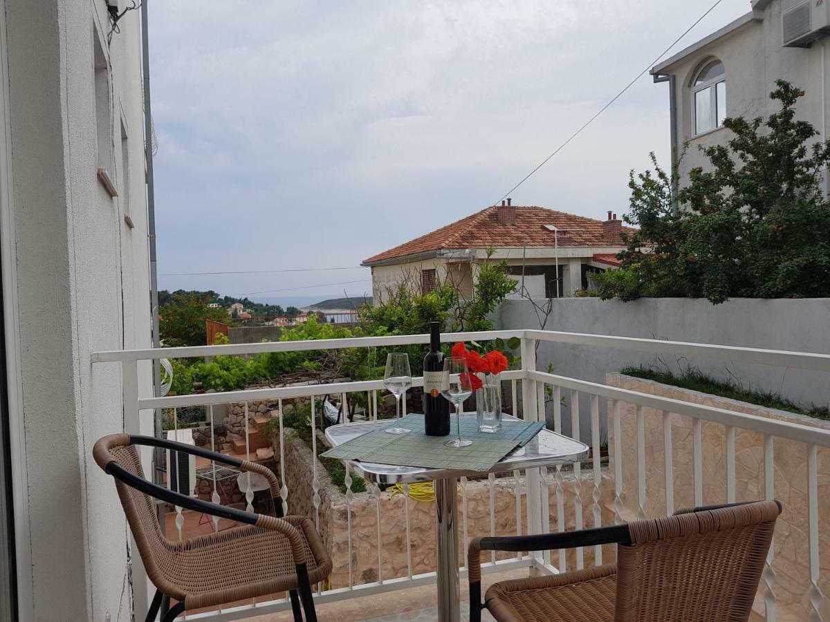 Tanya-Apartments And Rooms Đảo Hvar Ngoại thất bức ảnh