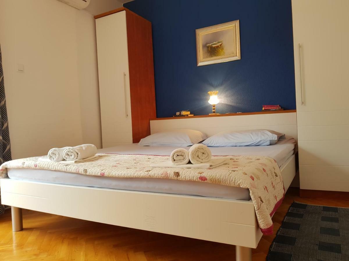 Tanya-Apartments And Rooms Đảo Hvar Ngoại thất bức ảnh