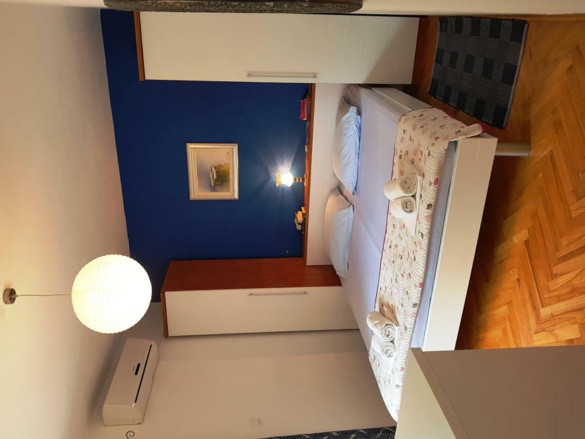 Tanya-Apartments And Rooms Đảo Hvar Ngoại thất bức ảnh