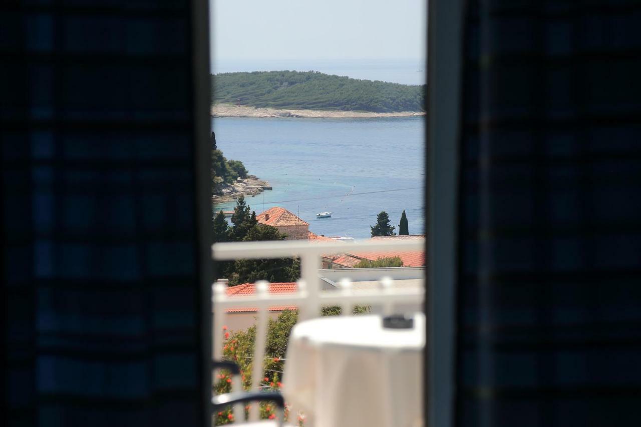 Tanya-Apartments And Rooms Đảo Hvar Ngoại thất bức ảnh