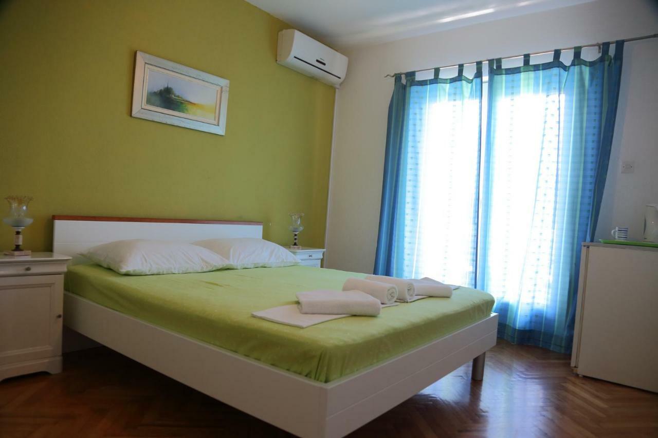 Tanya-Apartments And Rooms Đảo Hvar Ngoại thất bức ảnh