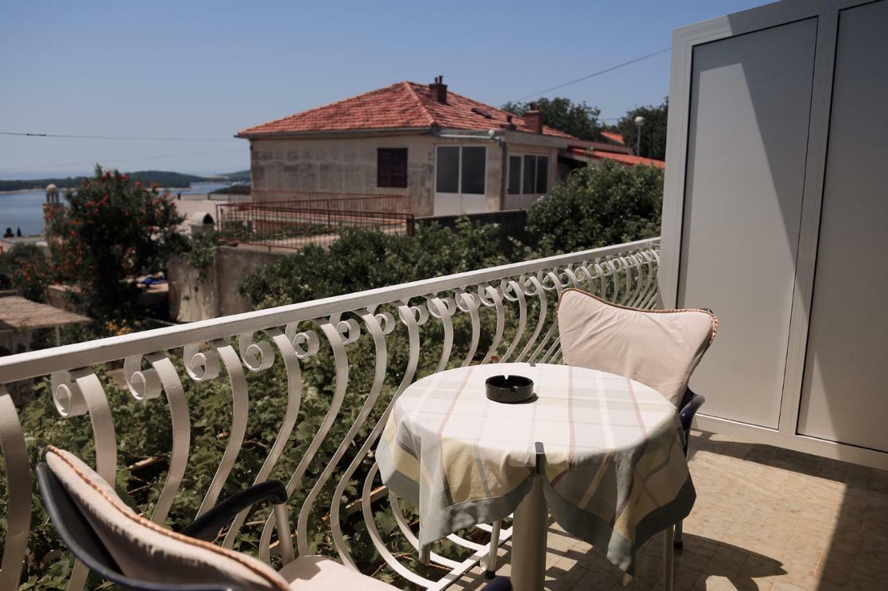 Tanya-Apartments And Rooms Đảo Hvar Ngoại thất bức ảnh