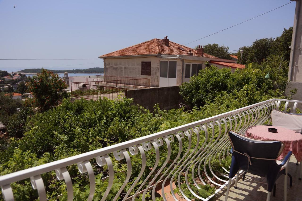 Tanya-Apartments And Rooms Đảo Hvar Ngoại thất bức ảnh