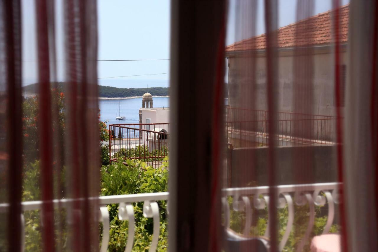 Tanya-Apartments And Rooms Đảo Hvar Ngoại thất bức ảnh